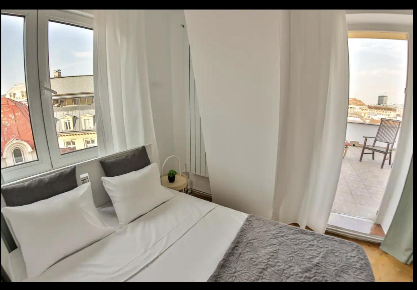 Roof Top Apartments Bucharest Exterior photo